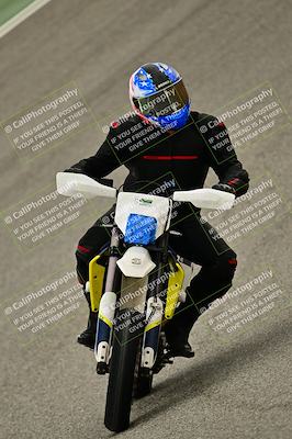 media/Nov-22-2025-2WTD (Sat) [[7eb050eb5f]]/B Group/Session 1 (Bowl Exit)/